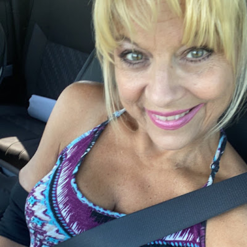 Meet your Posher, Becky